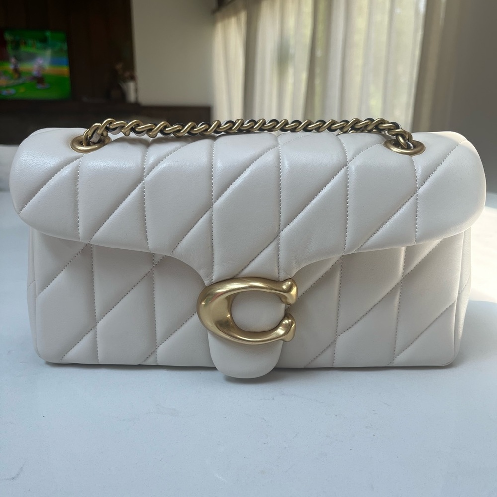 Coach quilted tabby 26 chalk
